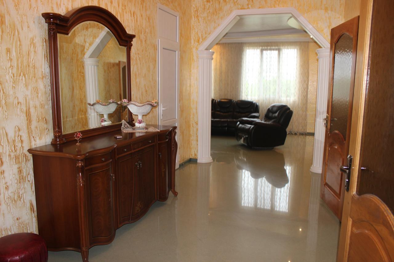 Gama Palace Batumi Luaran gambar
